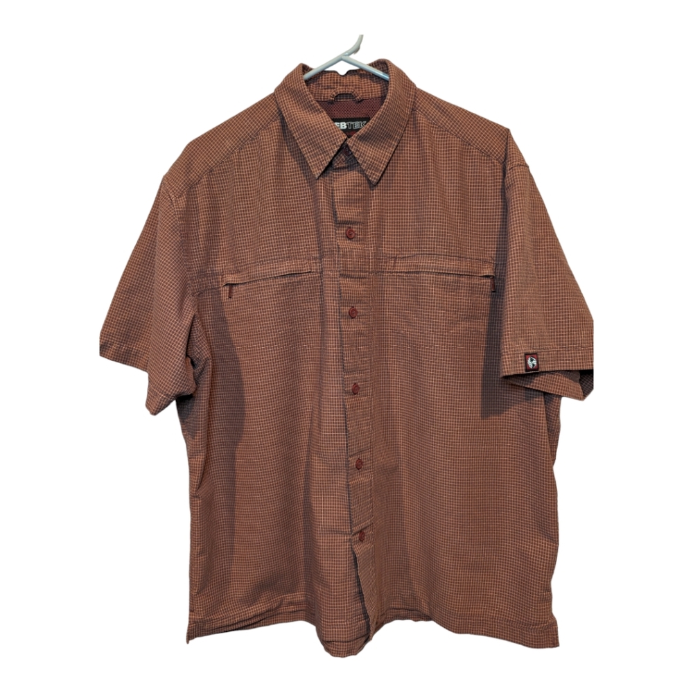 Eddie Bauer EBTEK breathable vented shirt.  Zippered pockets.  Men's Large.